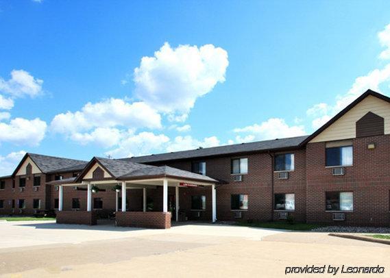 Econo Lodge Inn & Suites Dubuque Luaran gambar