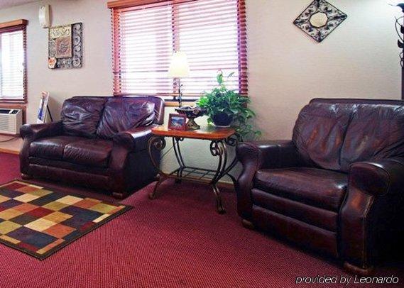 Econo Lodge Inn & Suites Dubuque Dalaman gambar