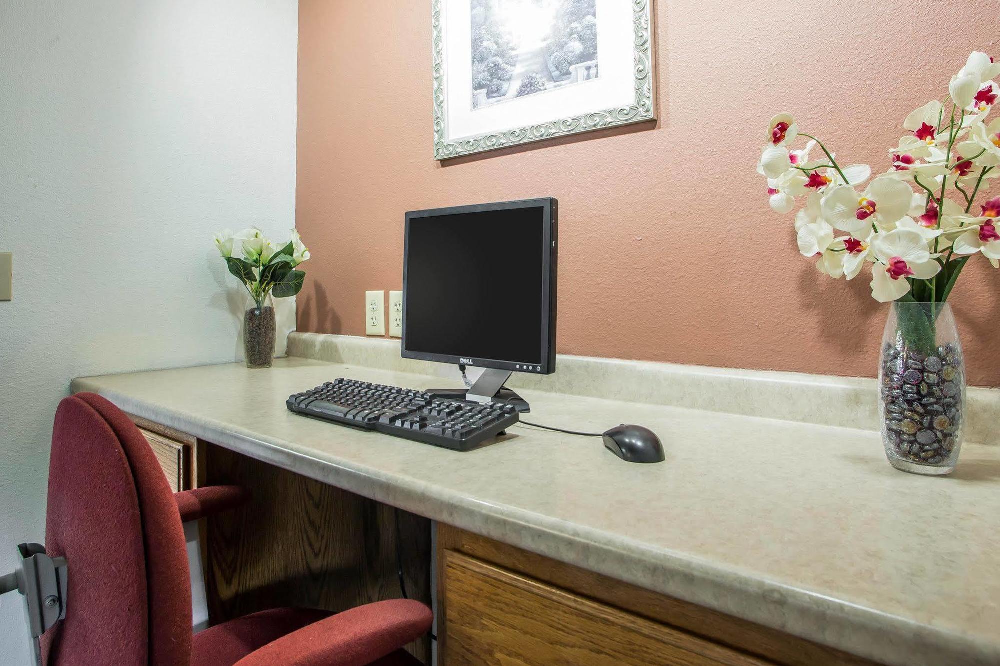 Econo Lodge Inn & Suites Dubuque Luaran gambar